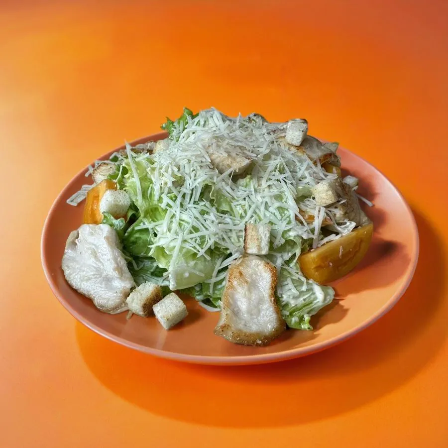 Цезарь с курицей