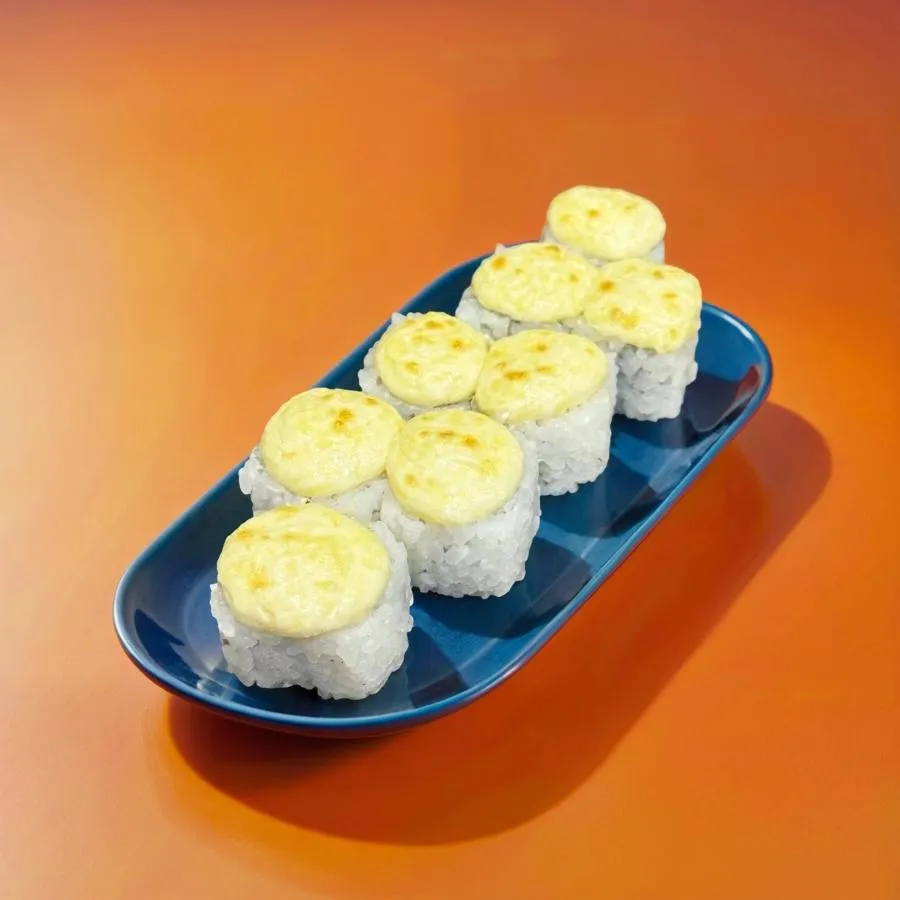 Запеченный ролл с курицей